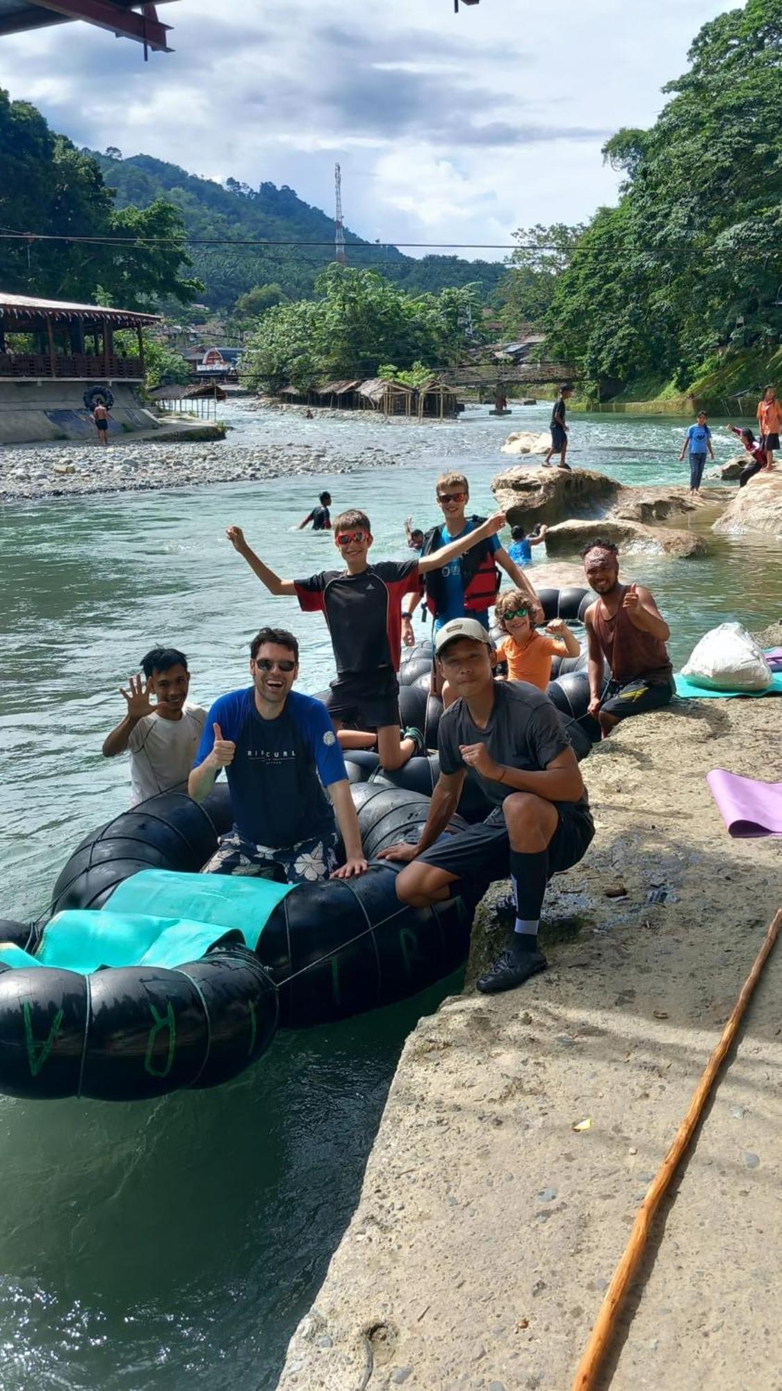 Magpie Homestay & Jungle Trekking Only For Guest Trekking With Us Bukit Lawang Exterior foto